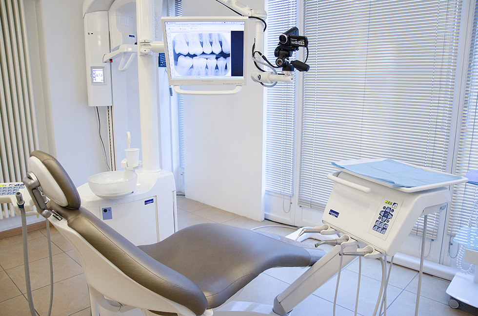 Studio Dentistico Poliambulatorio Marchesi - Dentista